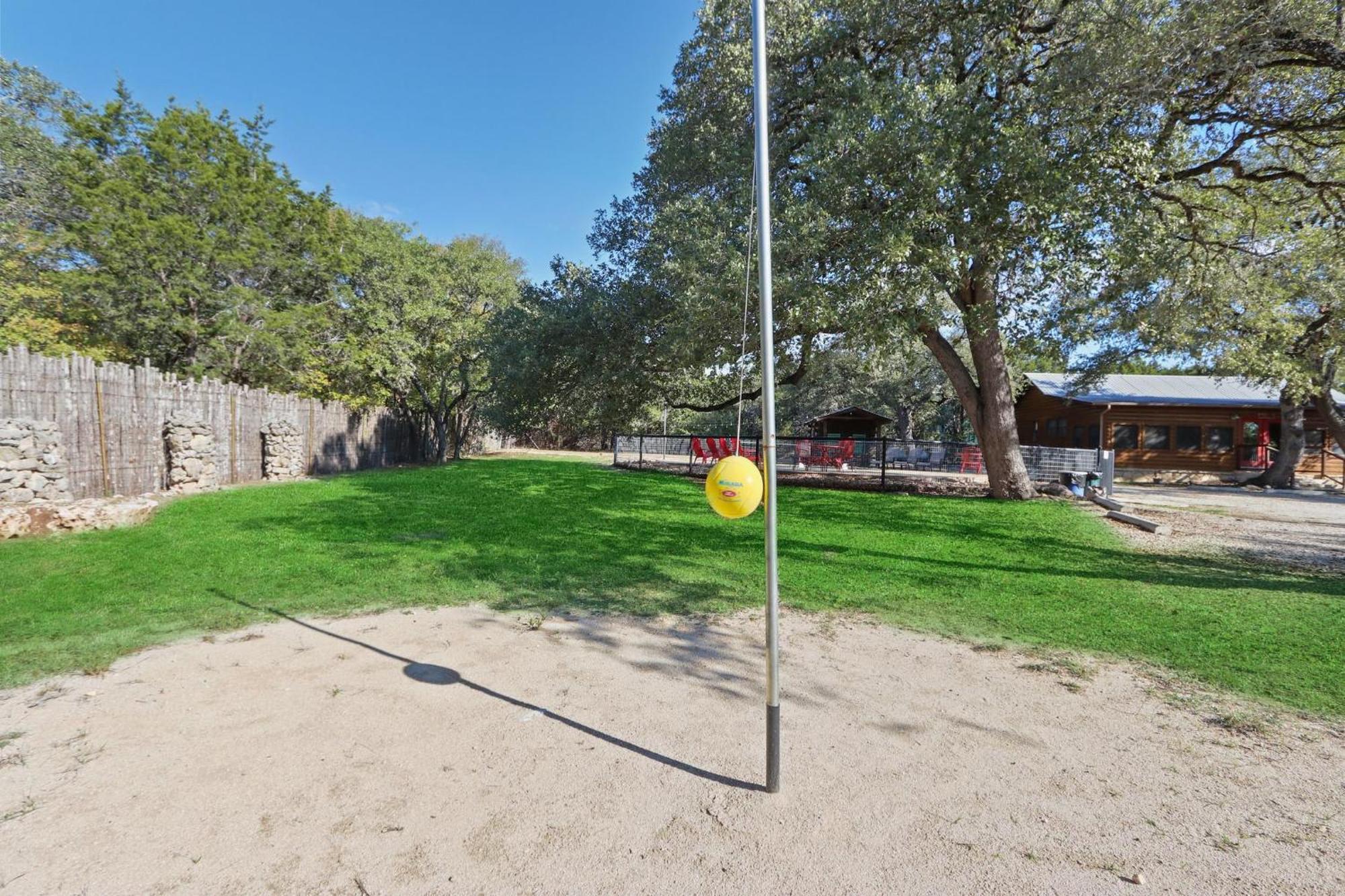 Wimberley Log Cabins Resort And Suites- Unit 7 Εξωτερικό φωτογραφία