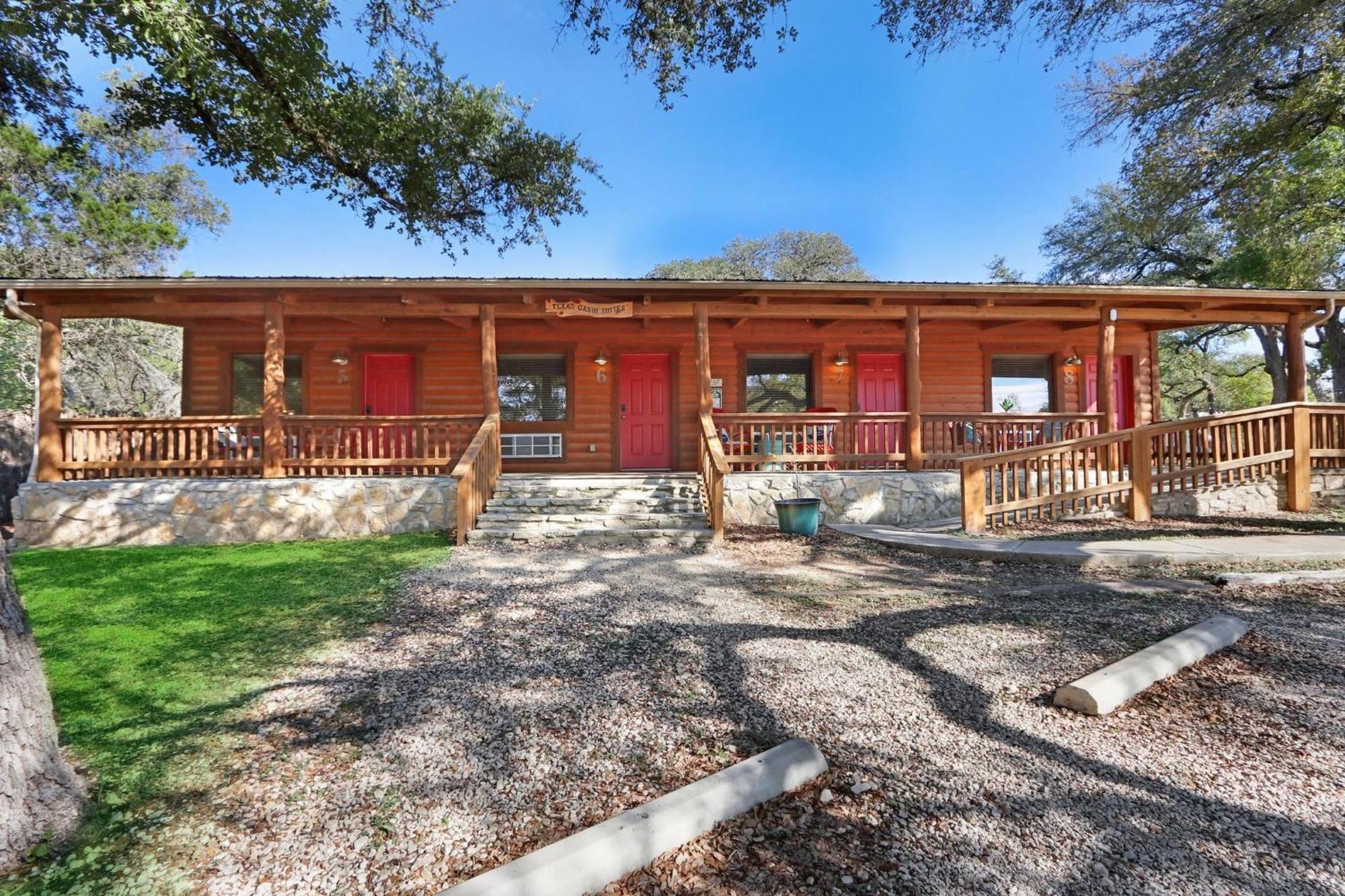 Wimberley Log Cabins Resort And Suites- Unit 7 Εξωτερικό φωτογραφία