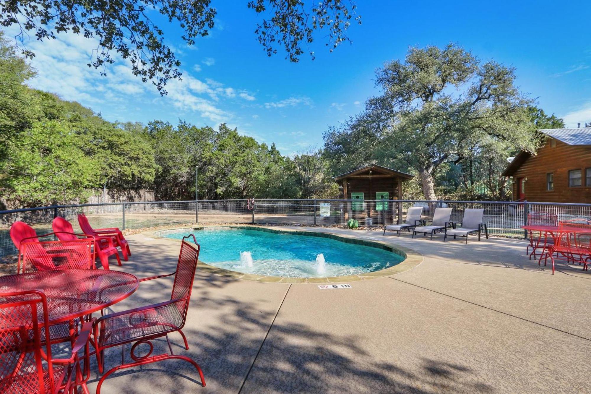 Wimberley Log Cabins Resort And Suites- Unit 7 Εξωτερικό φωτογραφία